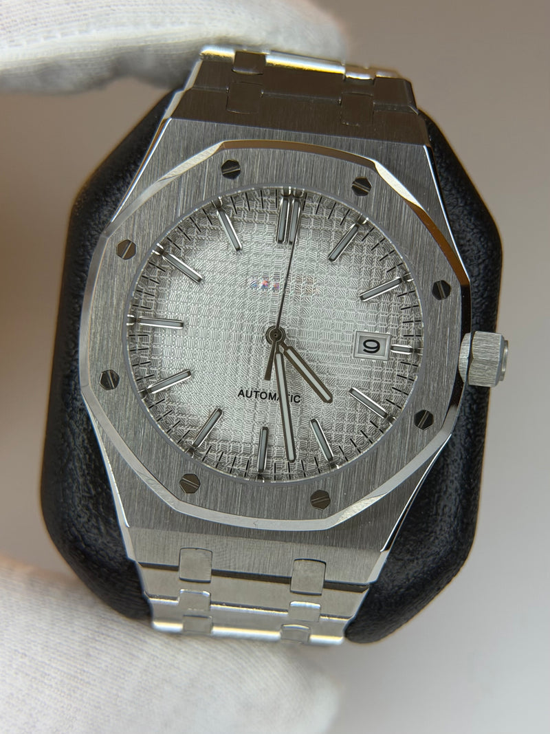 Royal Seikoak Mod White