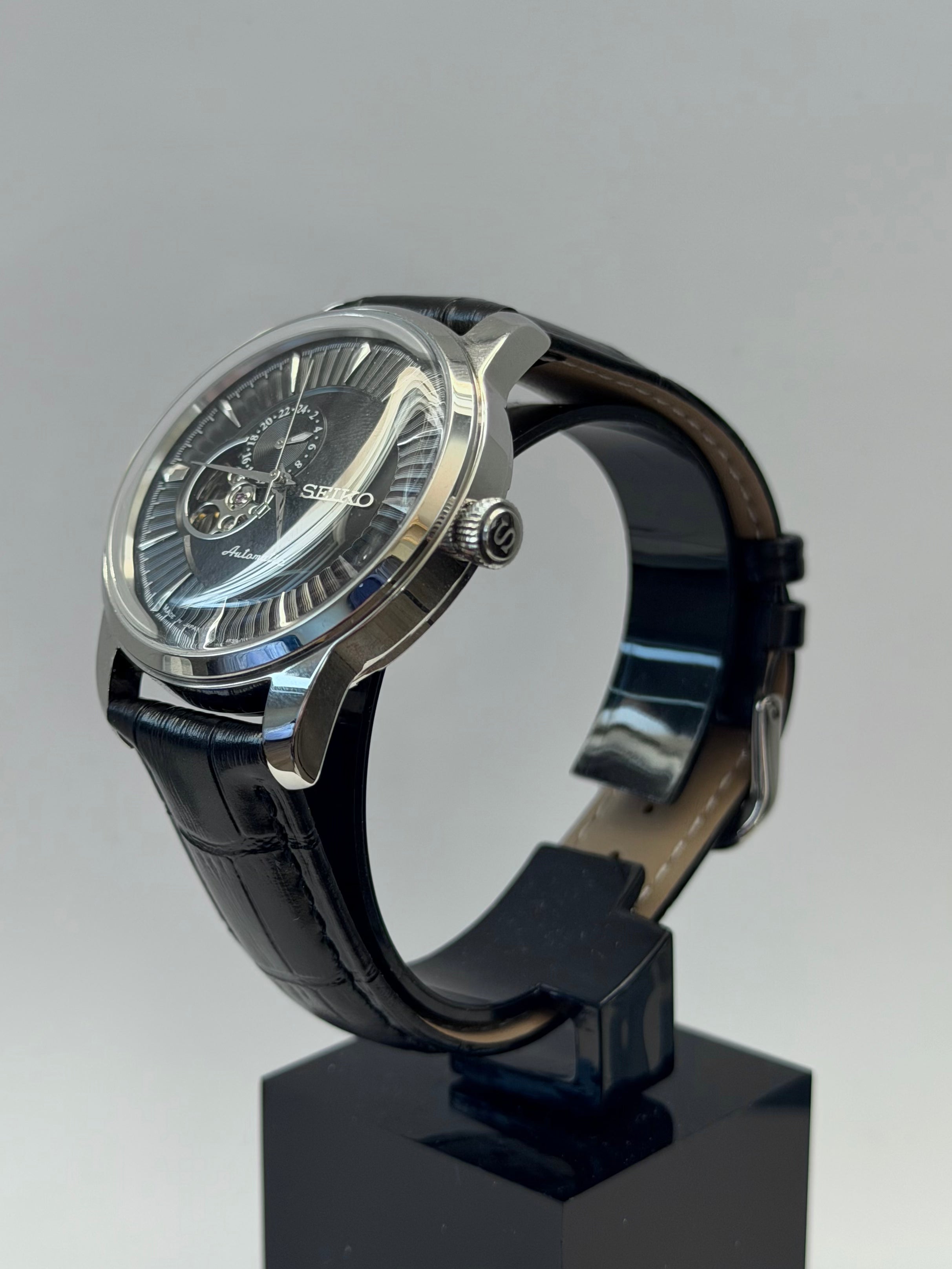 Presage Mod Black Leather