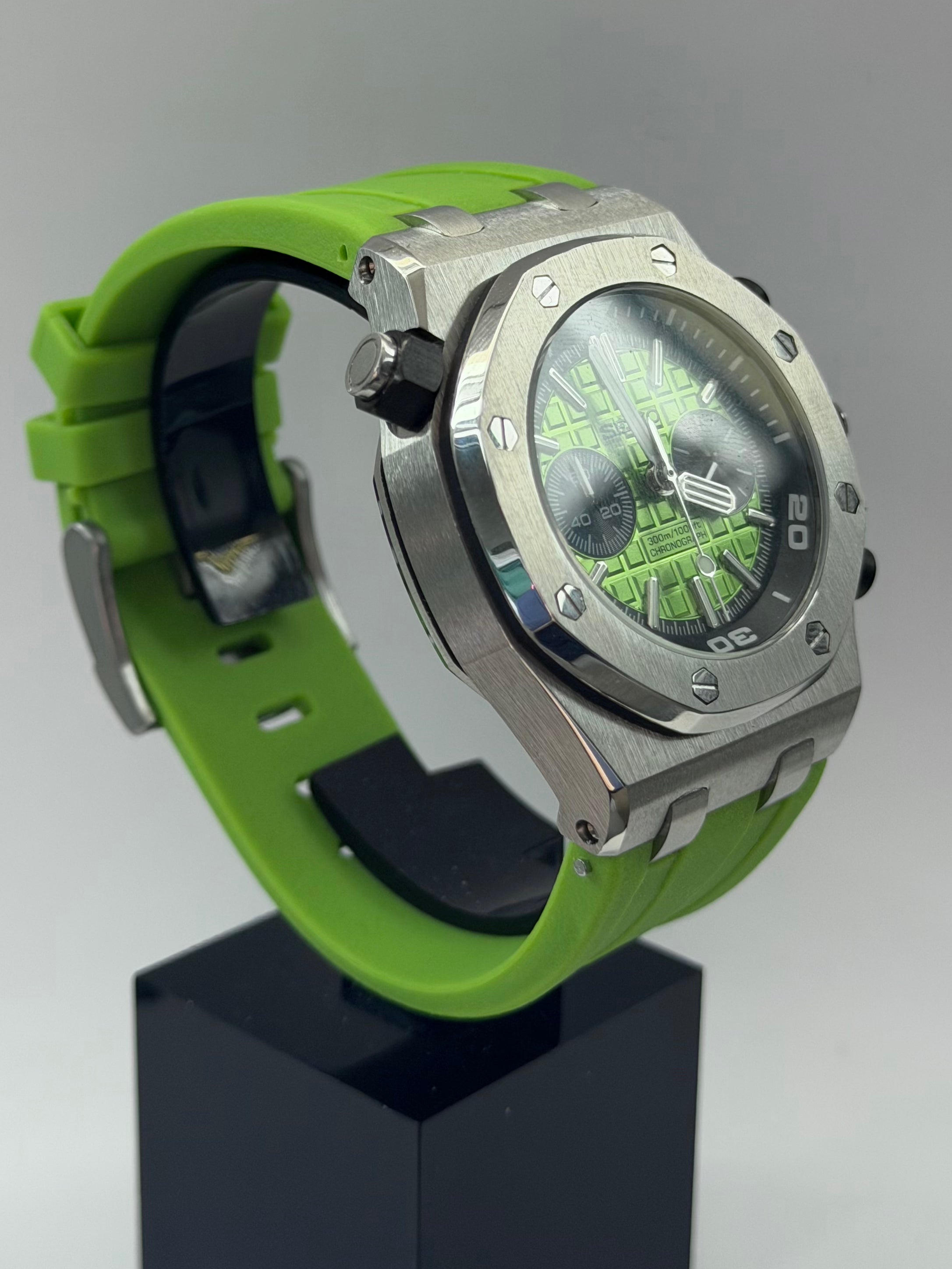 OAK Mod ROO Chrono Green