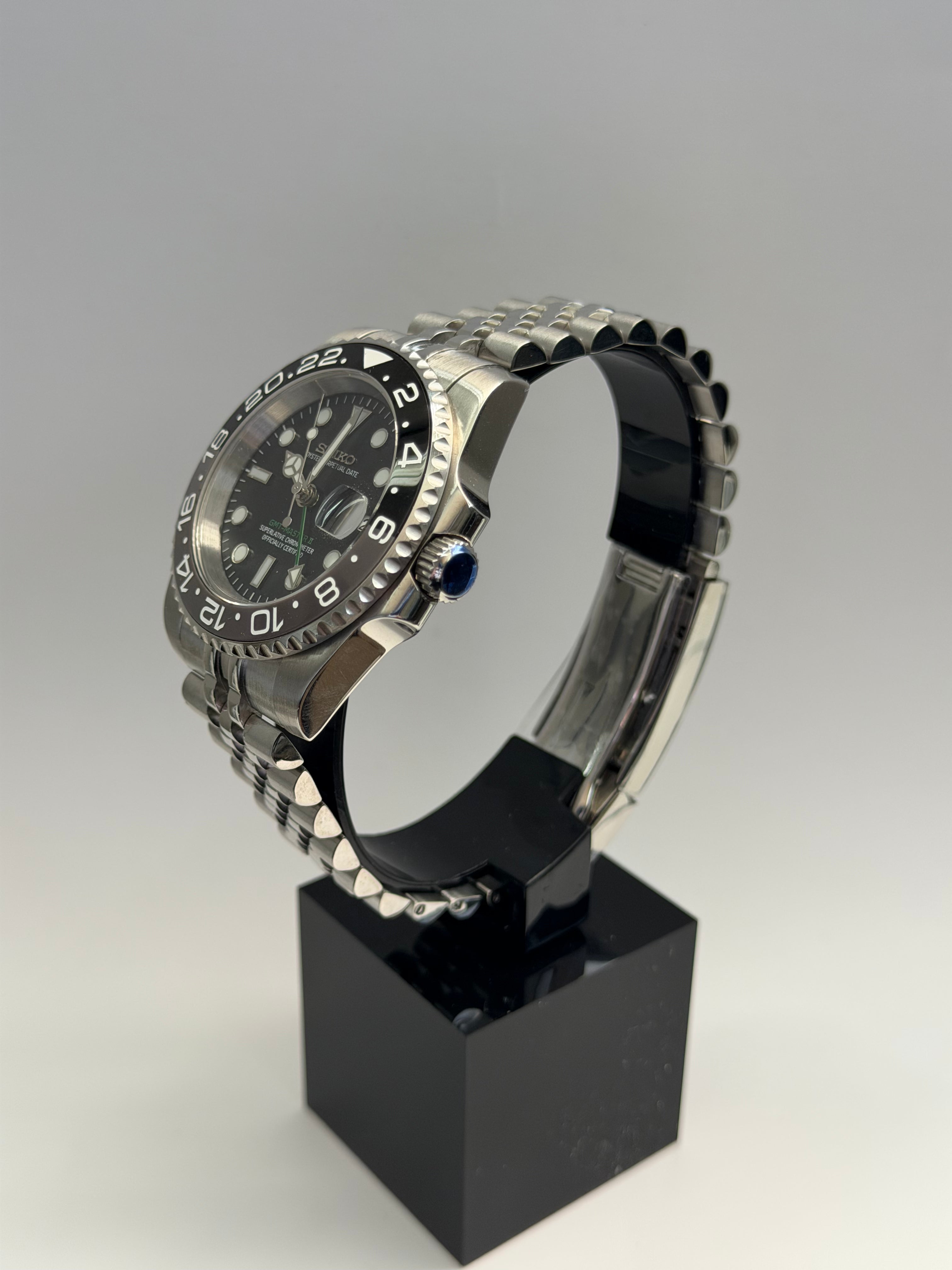 GMT Mod Bruce Wayne